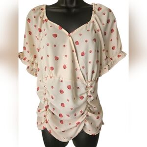 No Frills- Los Angeles Women's  1X strawberry summer top.